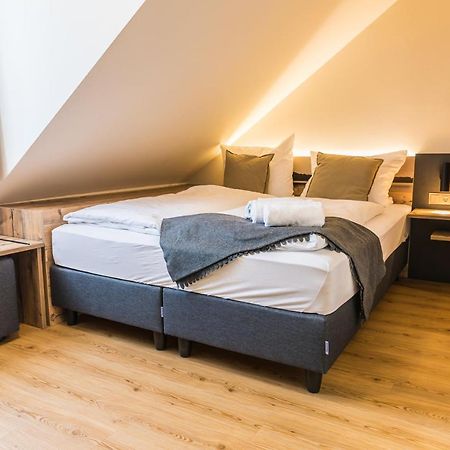 Chiemseer Wirtshaus Chieming Kültér fotó