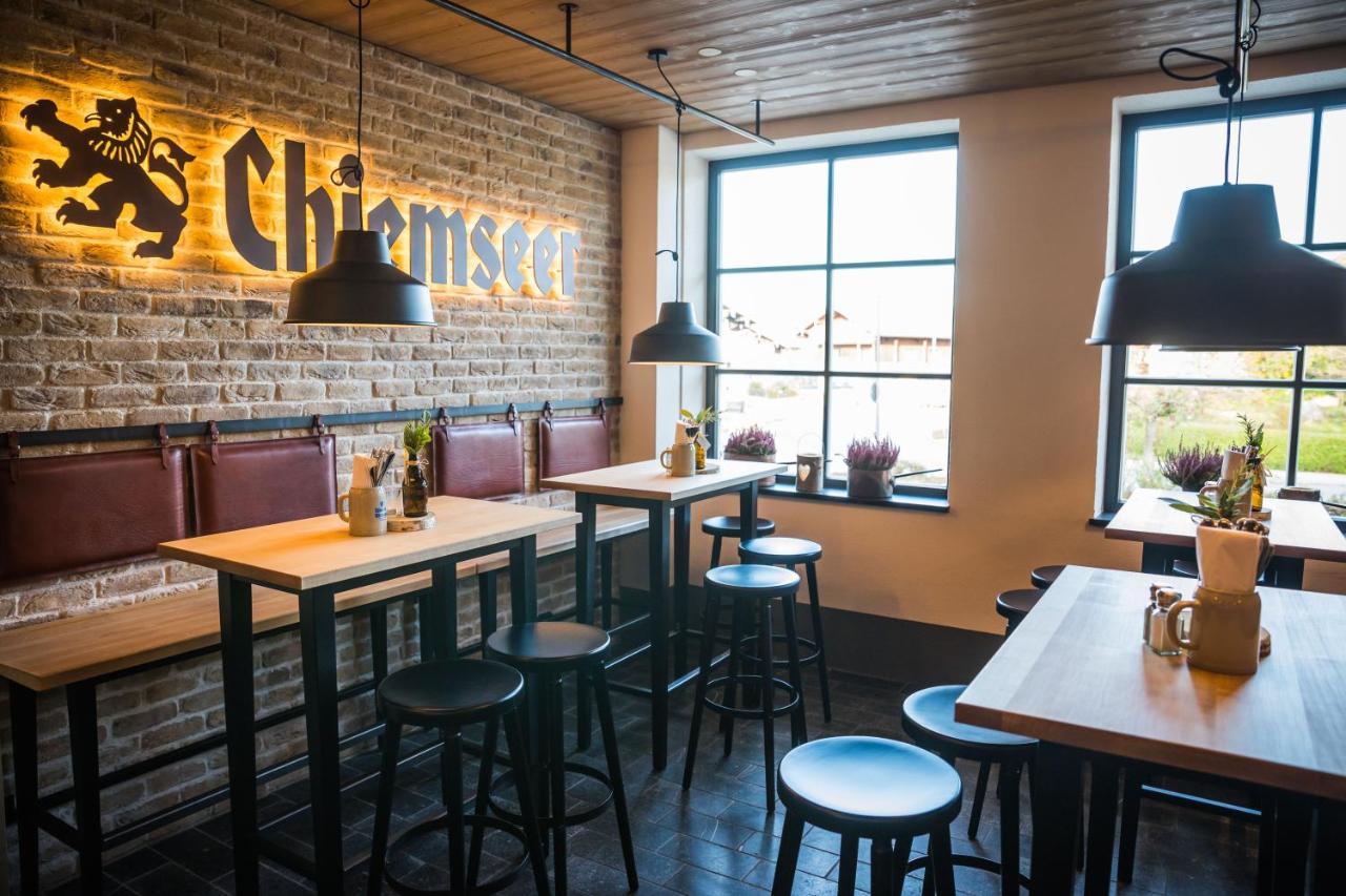 Chiemseer Wirtshaus Chieming Kültér fotó