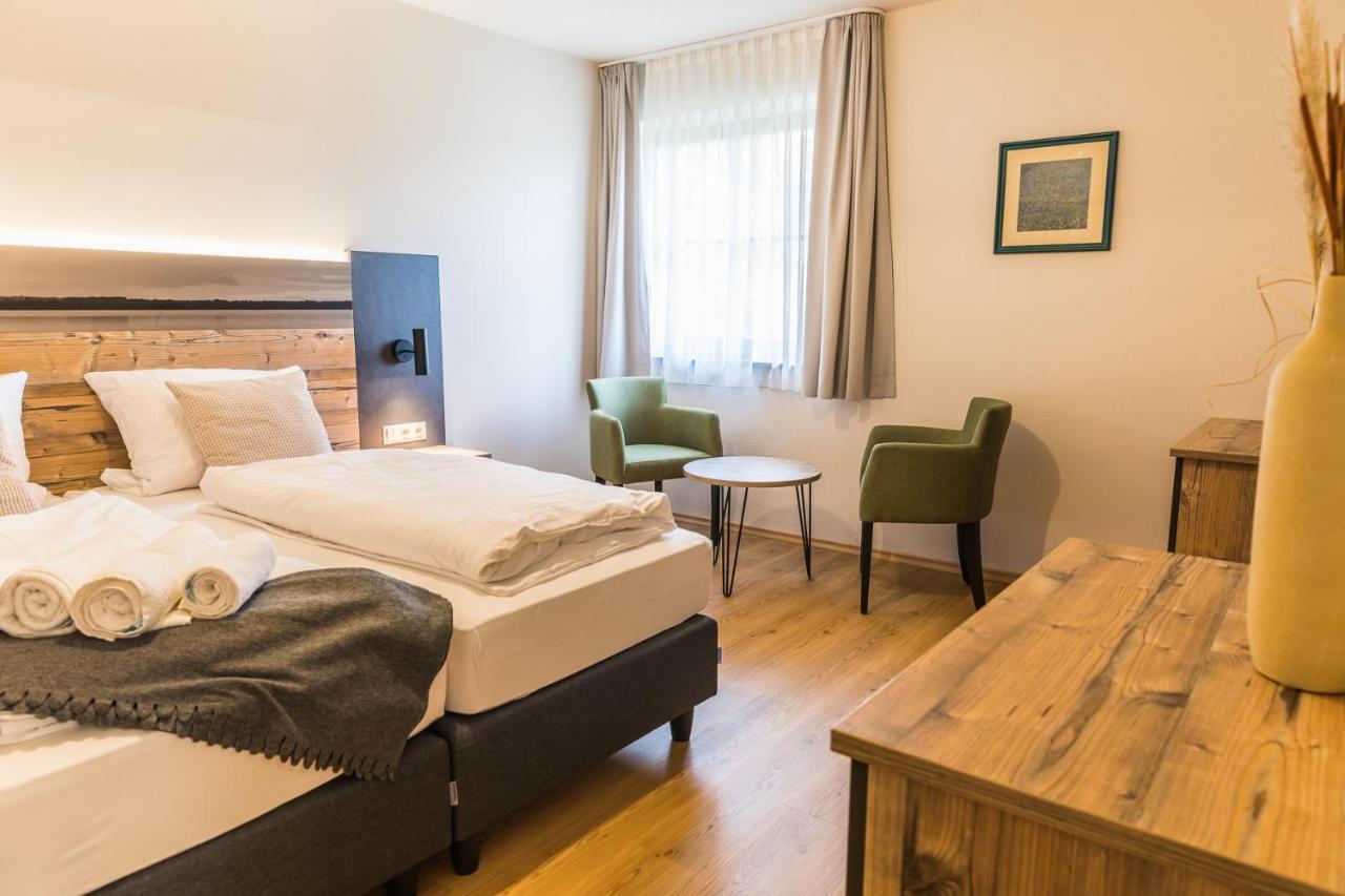 Chiemseer Wirtshaus Chieming Kültér fotó
